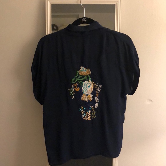 Zara blouse/shirt - Picture 2 of 3